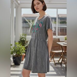 Hayden Los Angeles | Boho Inspired Floral Embroidered Dress - NWT